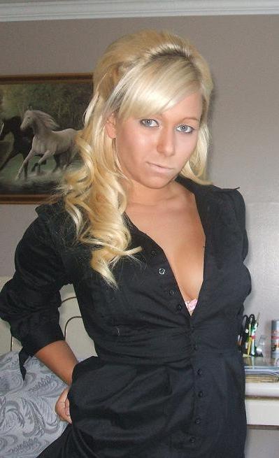 15P Hot picture collection of kinky wives