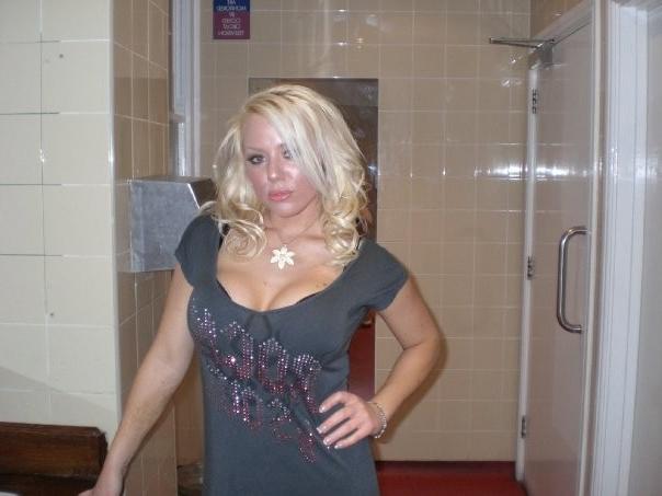 15P Hot picture collection of kinky wives