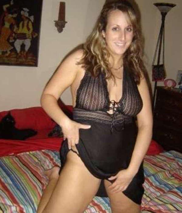15P Pictures of housewives getting wild and dirty