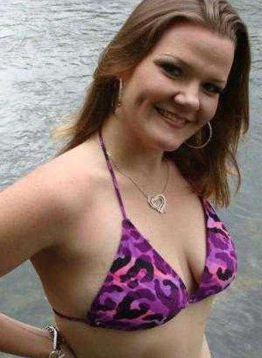 15P Pictures of gorgeous sexy MILFs