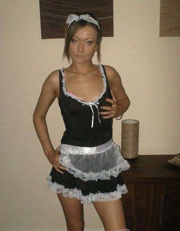 15P Pictures of a hot and sultry housewife