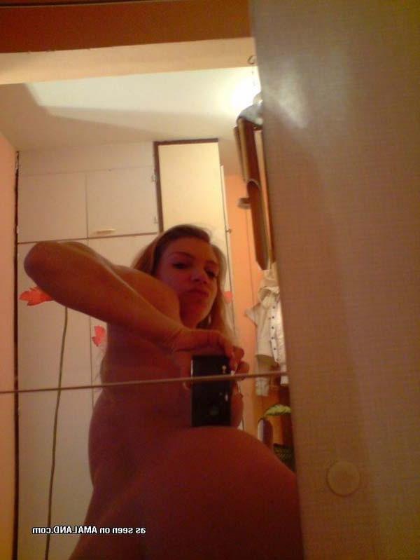 15P Pictures of two naughty amateur housewives
