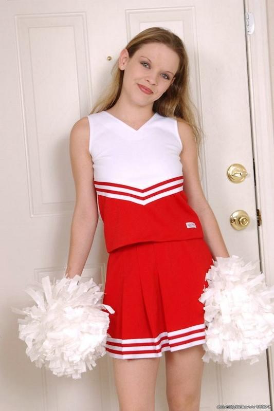 15P Jessica strips off her cheer uniform to show her bald pussy