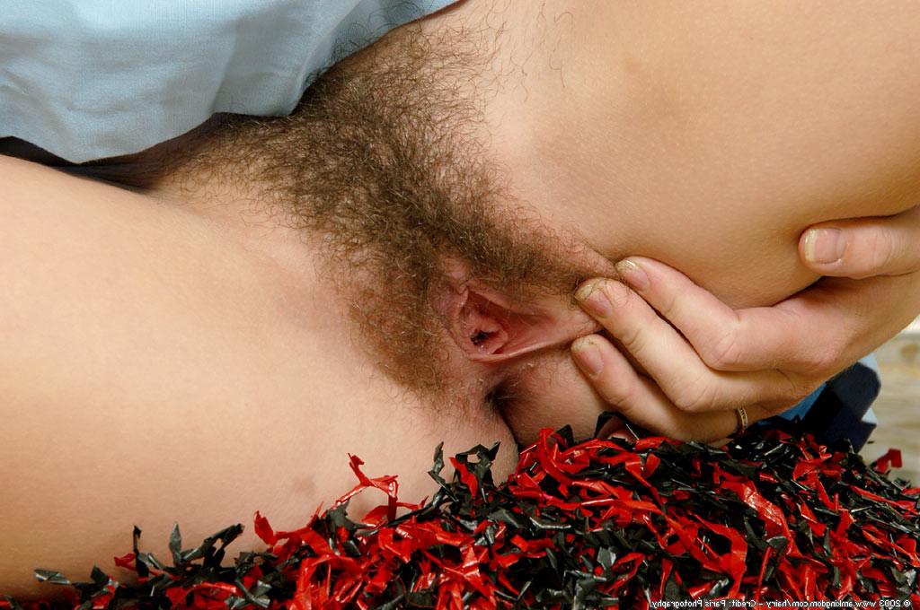 16P hot cheerleader with hairy pussy