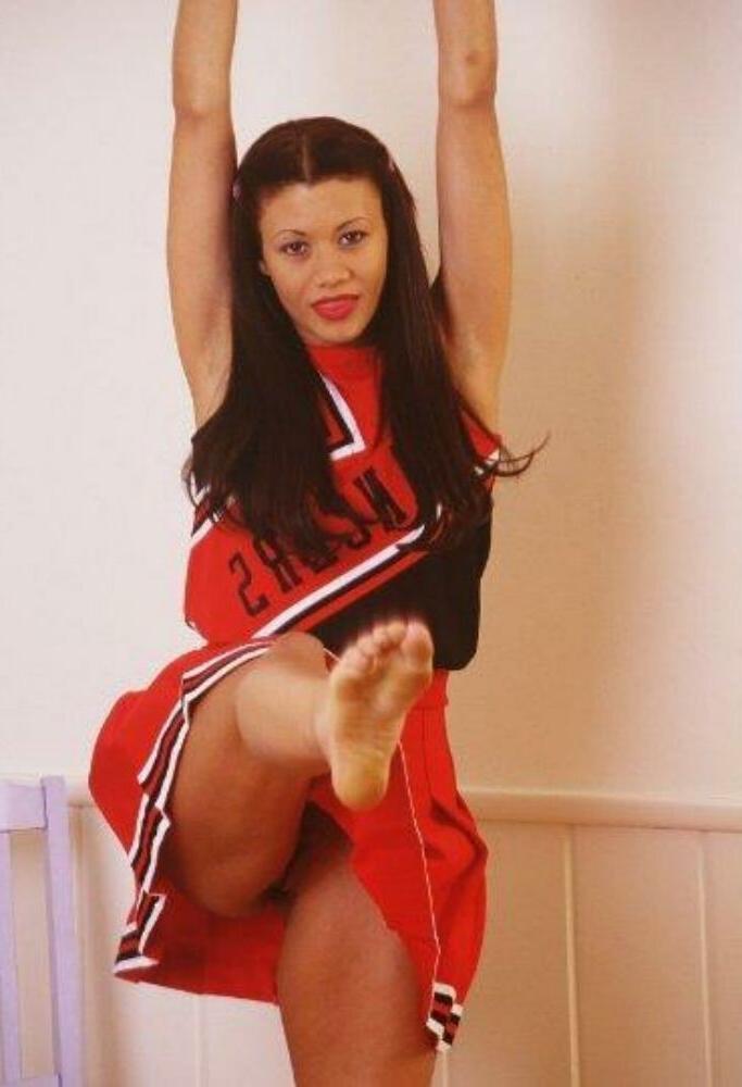 16P Teenie cheerleader gfs posing and fucking