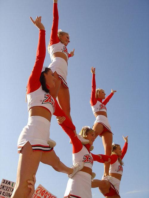 20P Real Teen Cheerleader Squad Cheers Then Gets Drunk At Afterparty