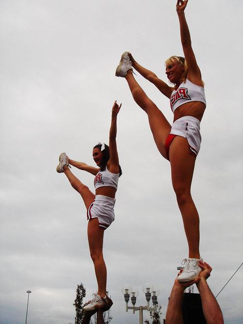 20P Real Teen Cheerleader Squad Cheers Then Gets Drunk At Afterparty
