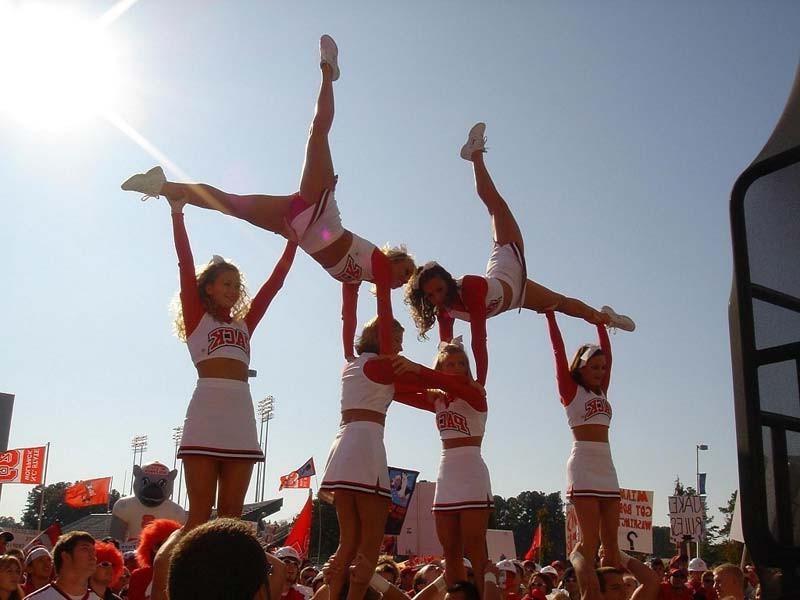 20P Real Teen Cheerleader Squad Cheers Then Gets Drunk At Afterparty