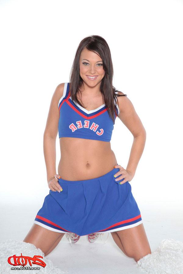 15P Ivy Winters is creampied cheerleader