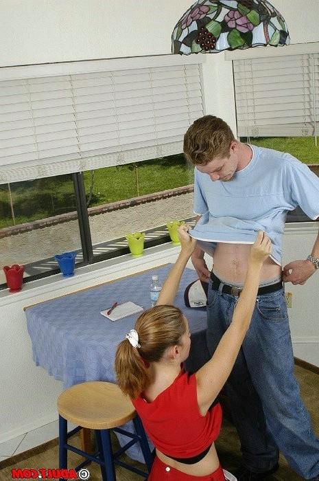 16P lusty coach seducing a cute cheerleader