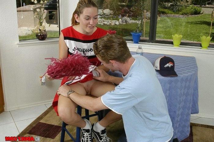 16P lusty coach seducing a cute cheerleader