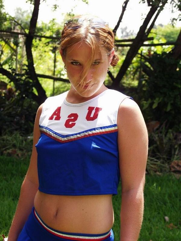 16P Mature cheerleader fingering her wet juicy pussy