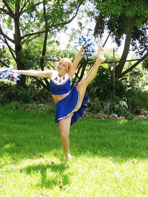 16P Mature cheerleader fingering her wet juicy pussy