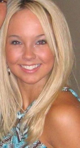12P Cheerleaders candid pics of herself nude
