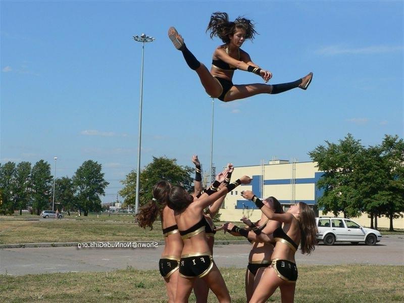 20P Real teen cheerleaders