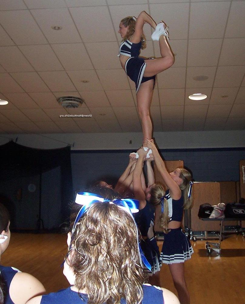 20P Real teen cheerleaders