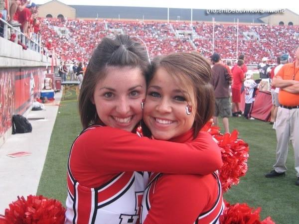 20P Real college cheerleaders