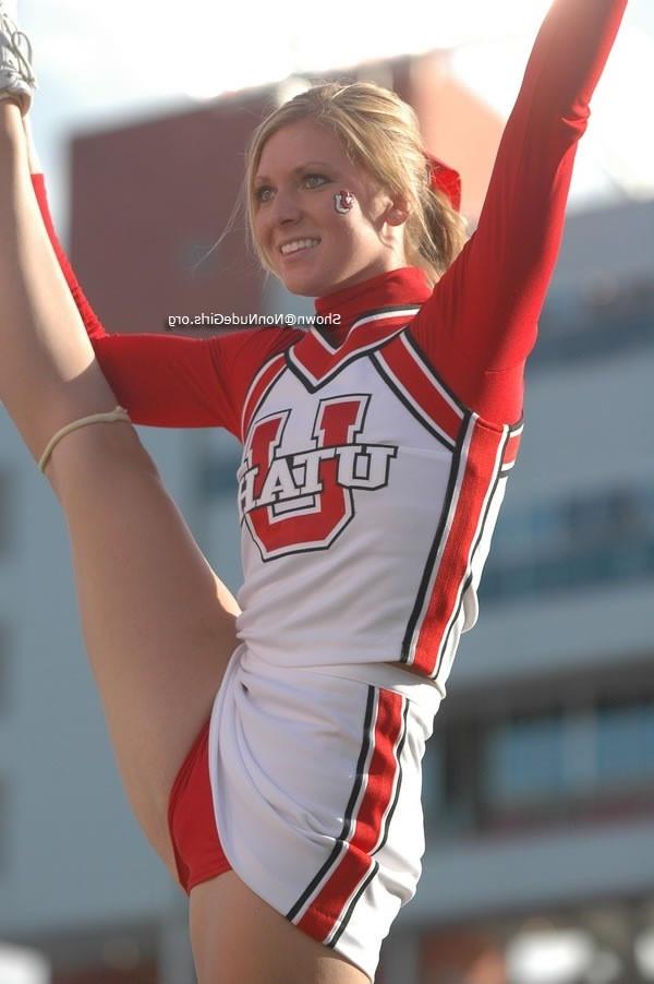 20P Real college cheerleaders