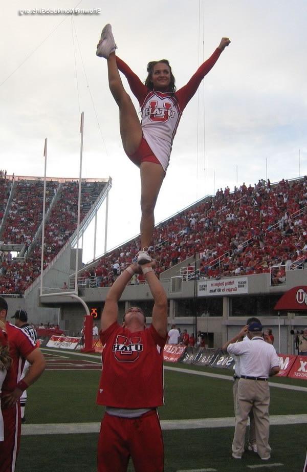 20P Real college cheerleaders