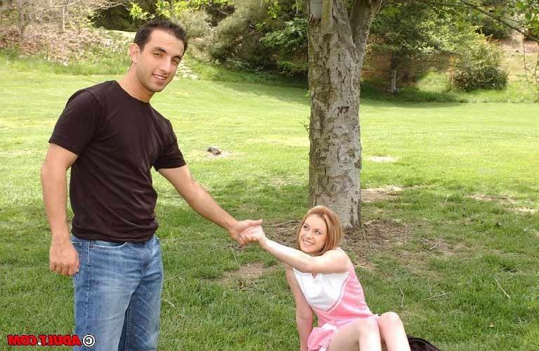 17P Young cheerleader gets banged to make the squad