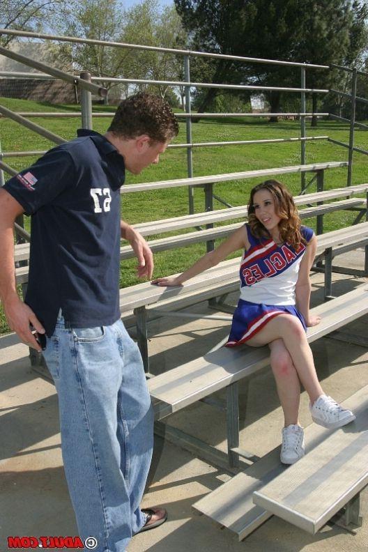 18P Brunette cheerleader gets gangbanged