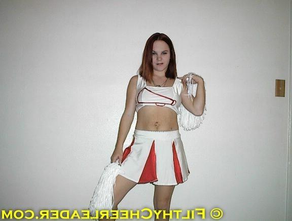 15P Amateur cheerleader upskirts and pussy shots