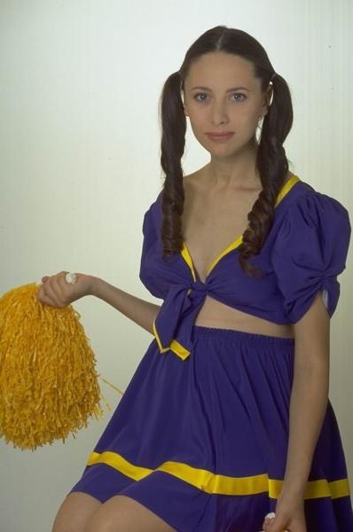 20P Preggo cheerleader