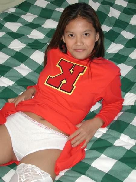 20P Asian Cheerleader nude