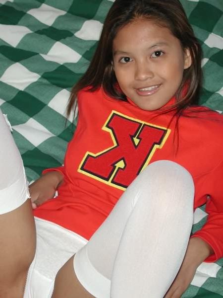 20P Asian Cheerleader nude