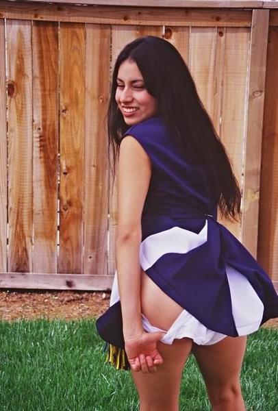 20P Cute Cheerleader Pussy