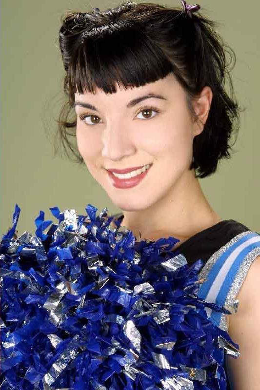 15P nasty cheerleaders showing it all