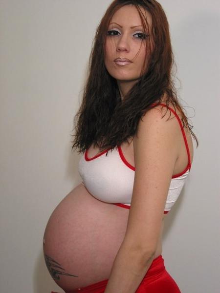 20P Pregnant Cheerleader
