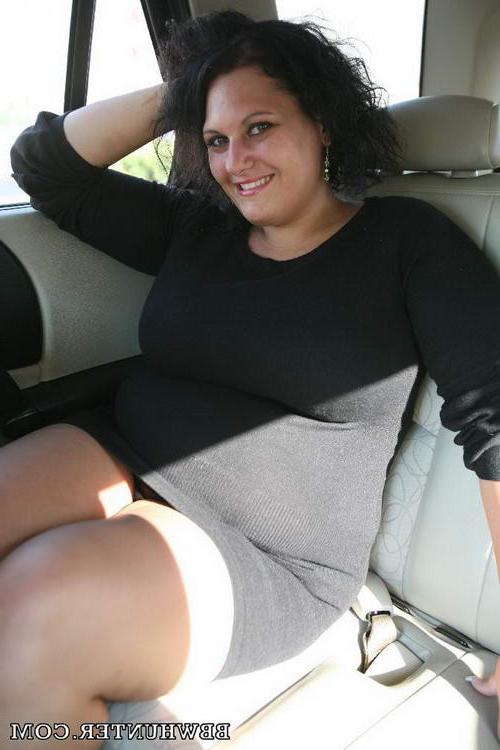 15P Fat slut fucked in her tight pussy