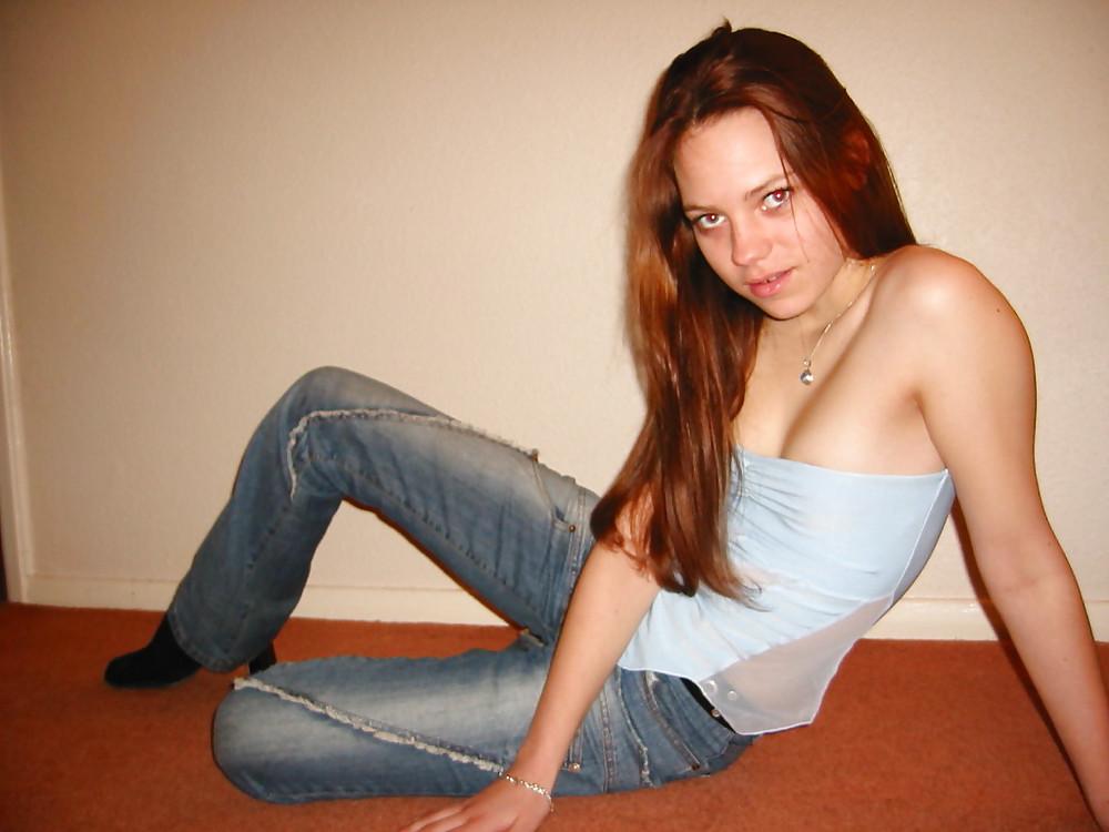 25P Queens in jeans  CVIII