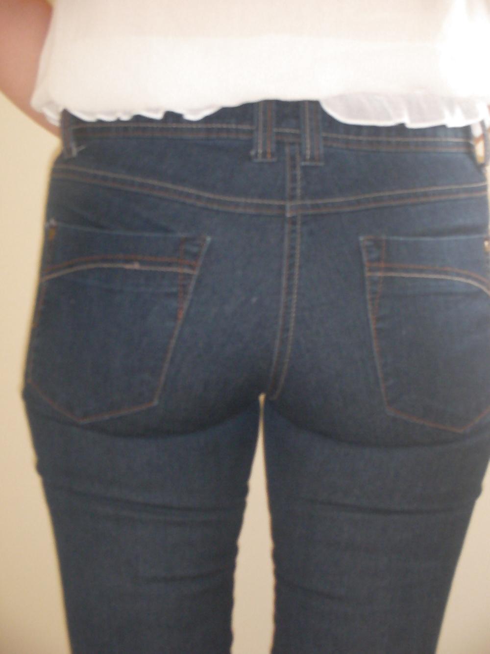 20P Slut Wife in Tight Jeans (2)