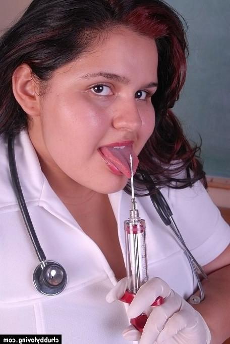 16P Fat brunette nurse getting nasty and playing with medical tools