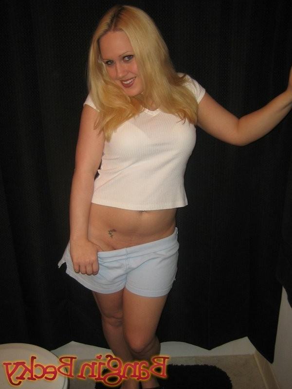 15P Blue Shorts In The Bathroom