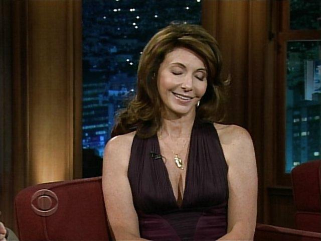 21P Mary Steenburgen Glamour, Nude, Caps 