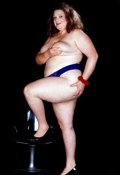 20P Fat mature Amateur