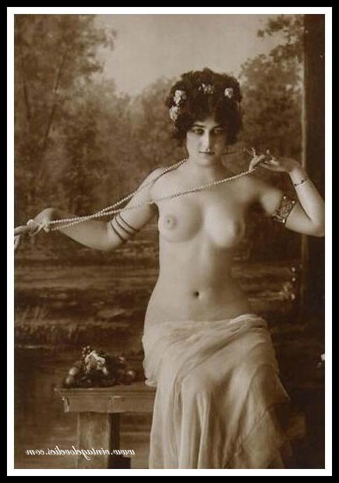 16P Vintage rare and exclusive antique ladies exposed
