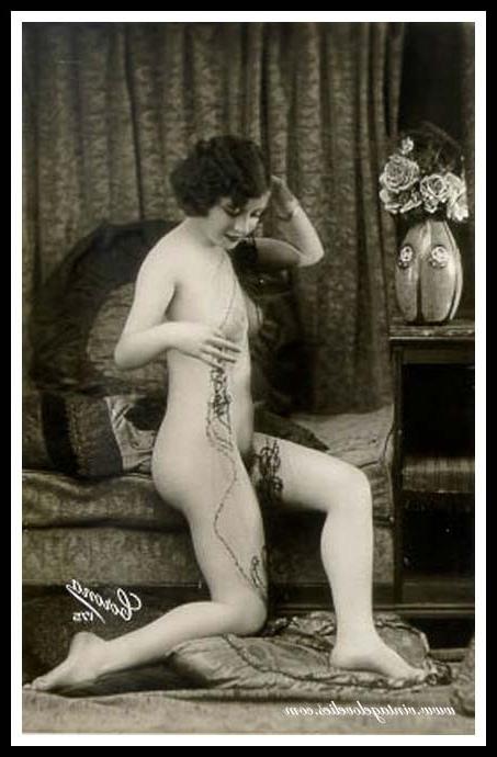 16P Vintage rare and exclusive antique ladies exposed