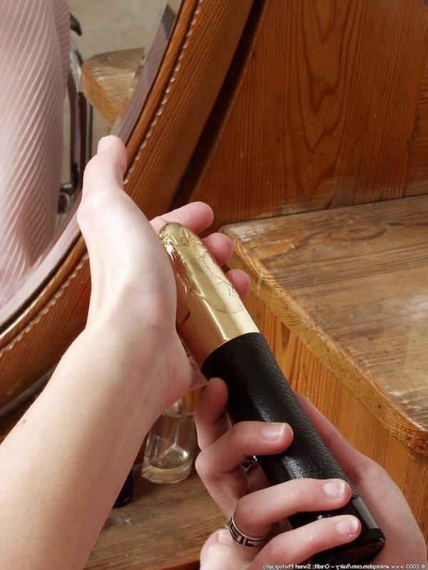 15P Sarka prepairs in the mirror for hairy dildo time