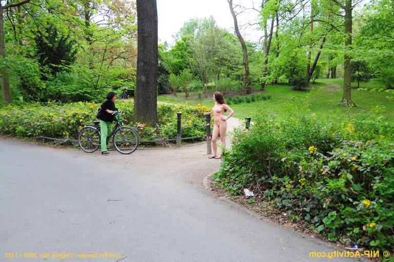 15P Public nudity porn