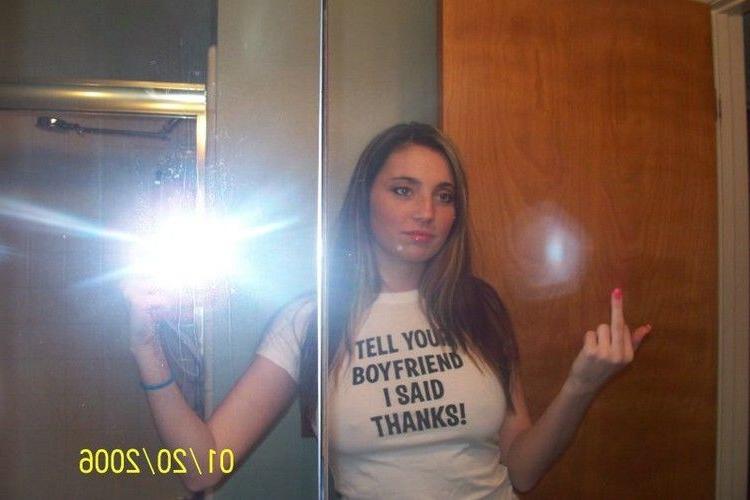 16P Busty girl's mirror pics and pussy shots