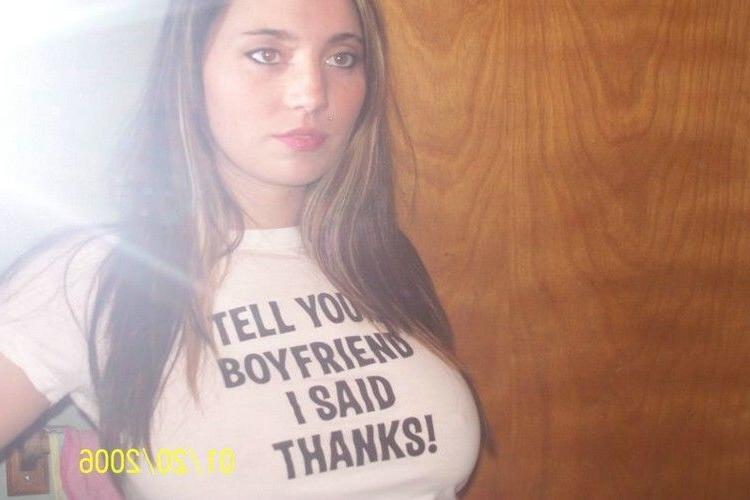 16P Busty girl's mirror pics and pussy shots