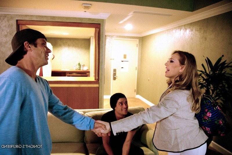 12P Kagney Linn Karter Fucked At The Hotel