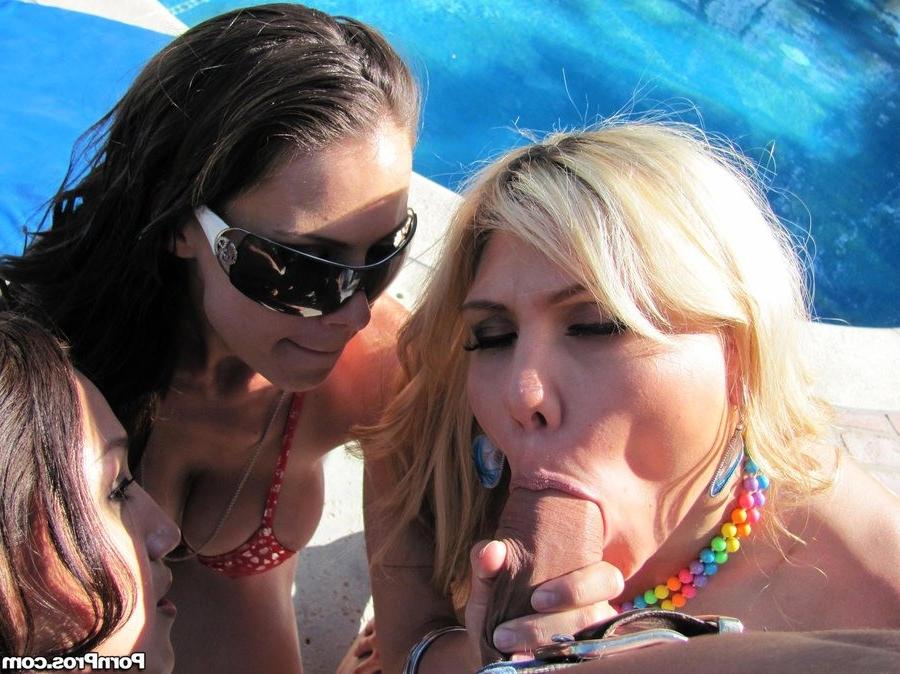 16P Bikini babe Mckenzie Lee drenched with man goo