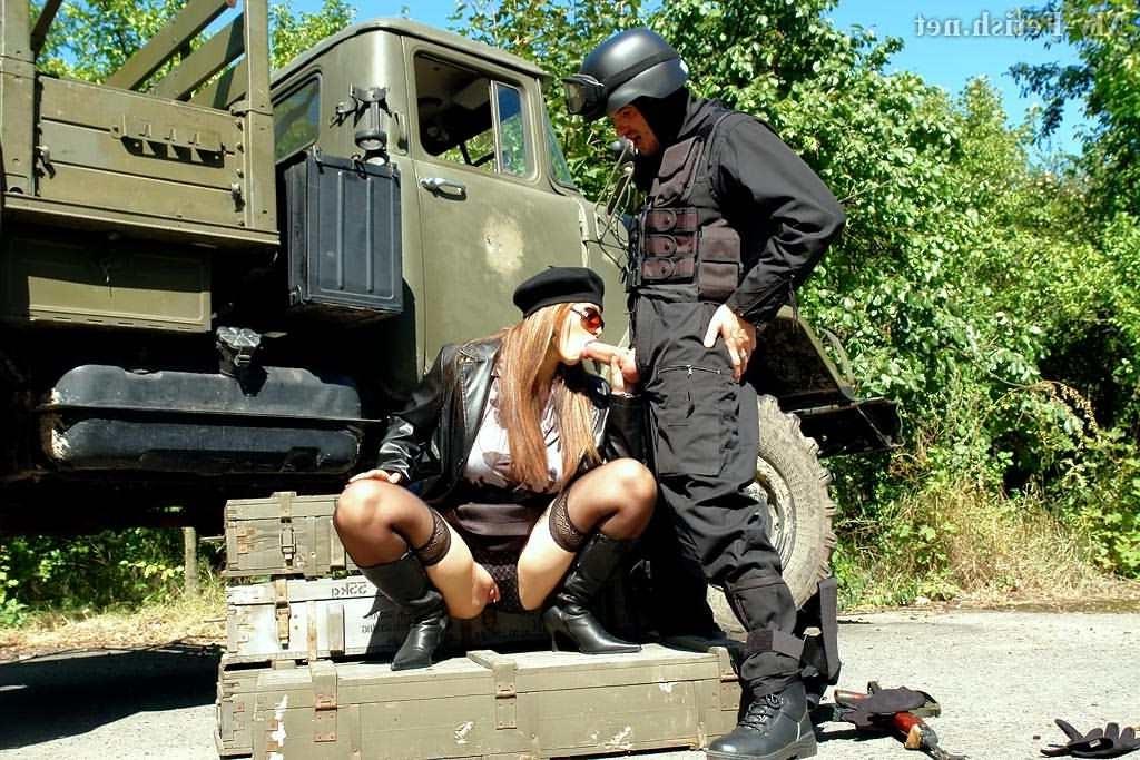 16P Army slut in stockings fucking lucky soldier
