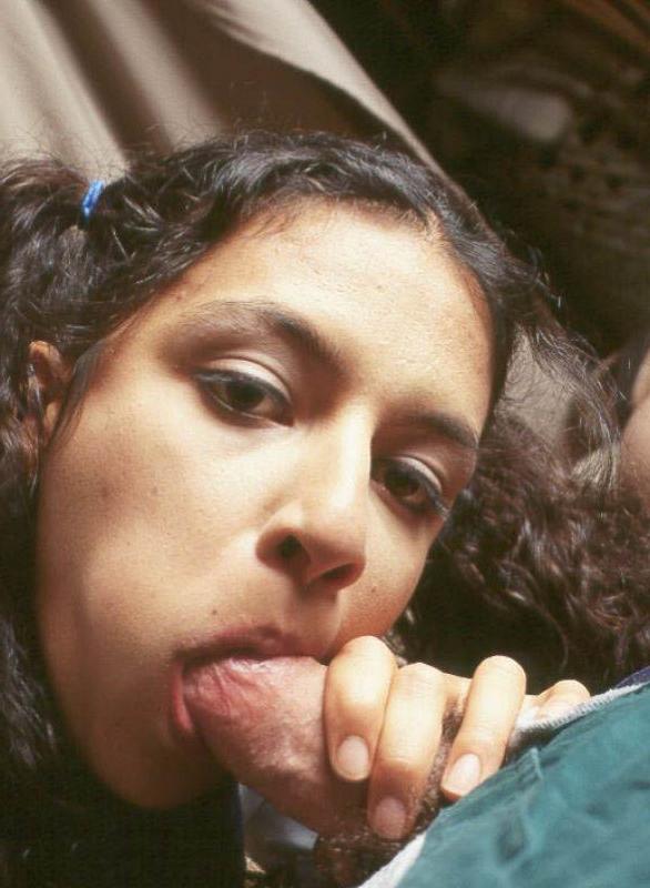 20P Curly cutie got cumshot on her face