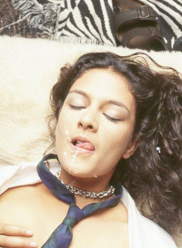 20P Curly cutie got cumshot on her face